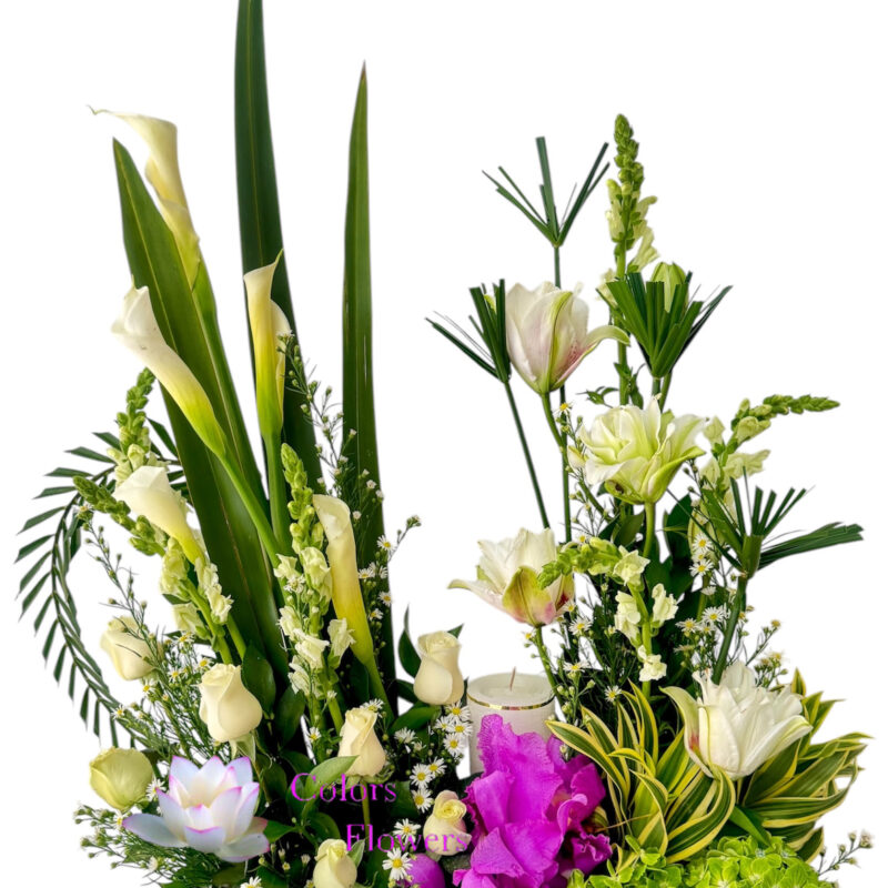FU-052  Diseño en Rosas Lírios orquídeas callas